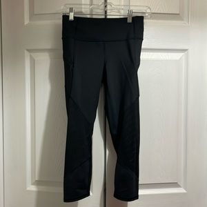 Athleta Mesh Contender Capri